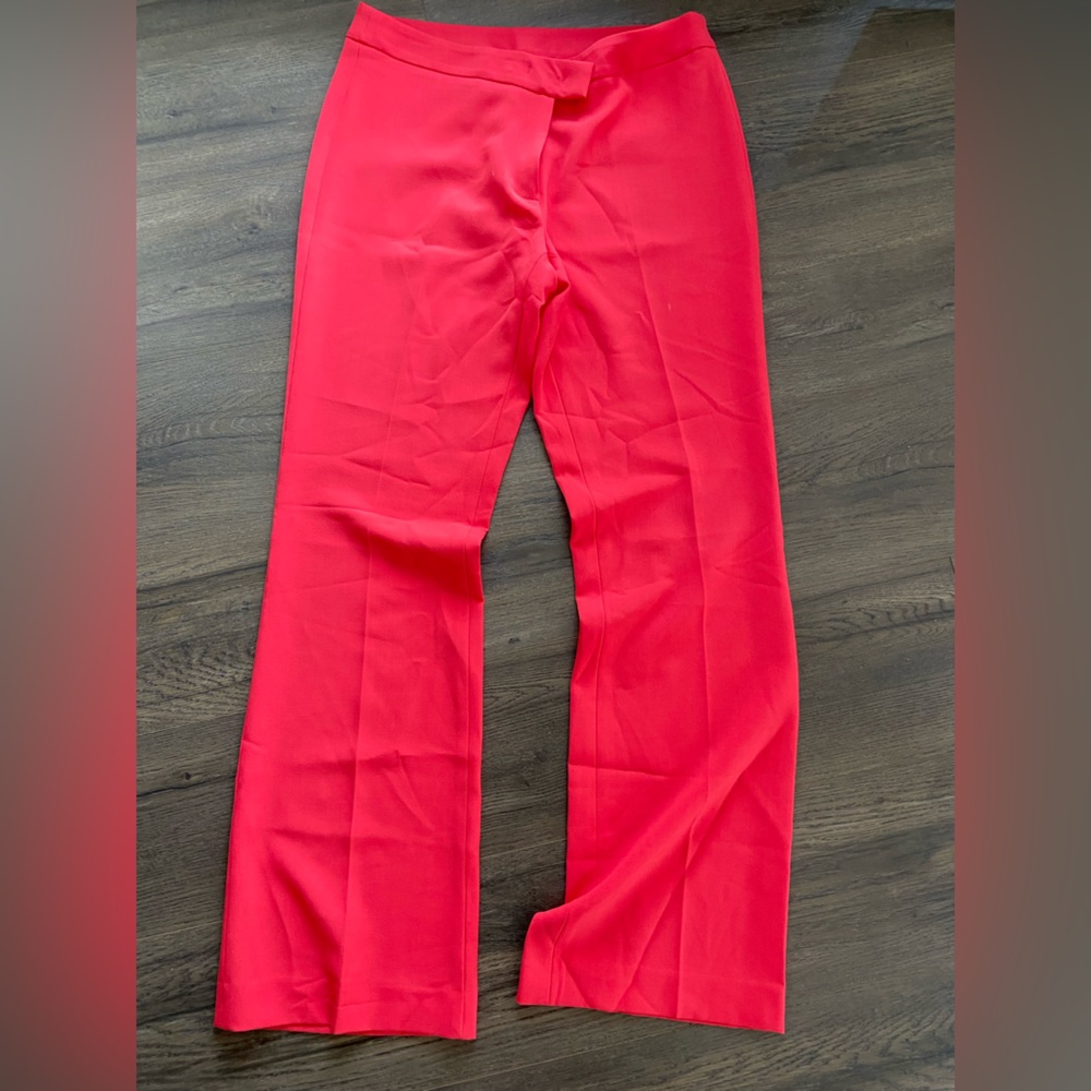 Beautiful Anne Klein pink/salmon dress pants, size 8